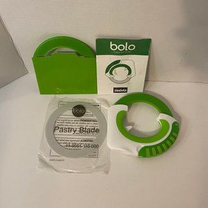 NEW bolo rolling kitchen knife & pastry blade